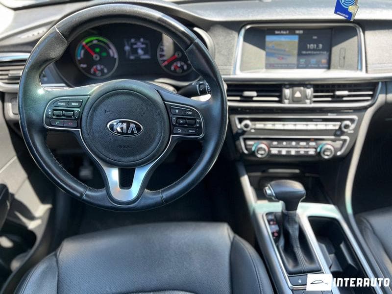 2016 Kia K5 — Miniatură 9
