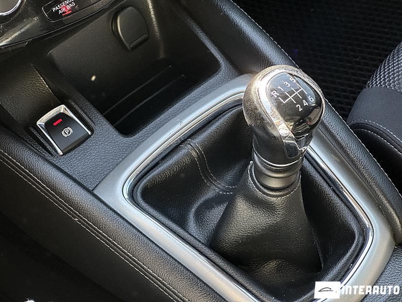 2017 Nissan Qashqai — Miniatură 11