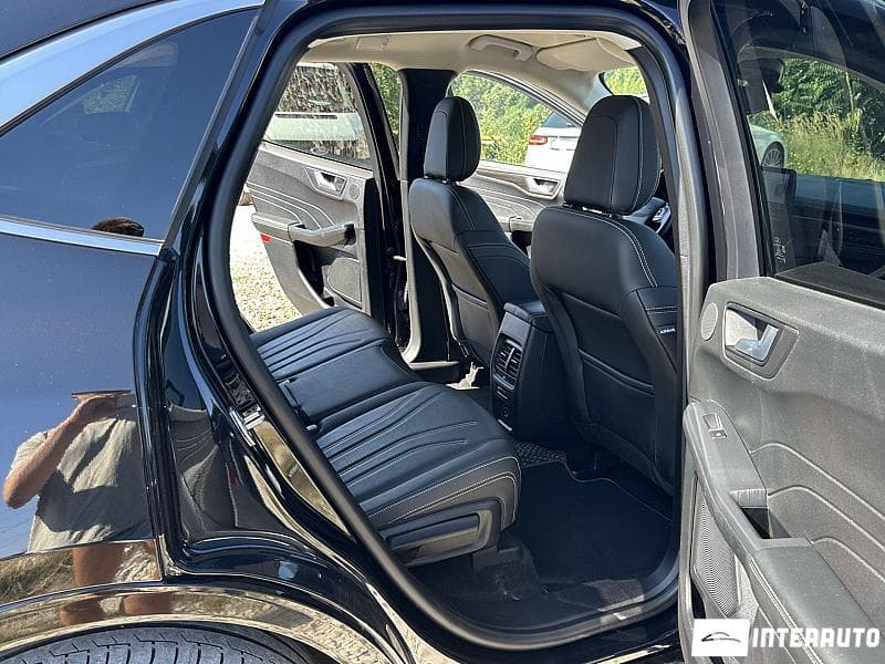 2022 Ford Kuga — Miniatură 14