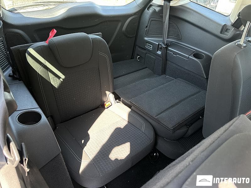 2018 Ford Grand C-MAX — Miniatură 13