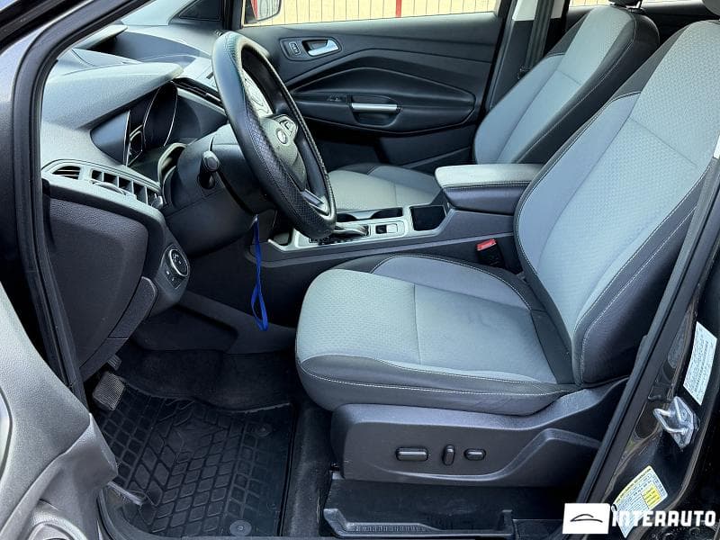 2017 Ford Escape — Miniatură 5