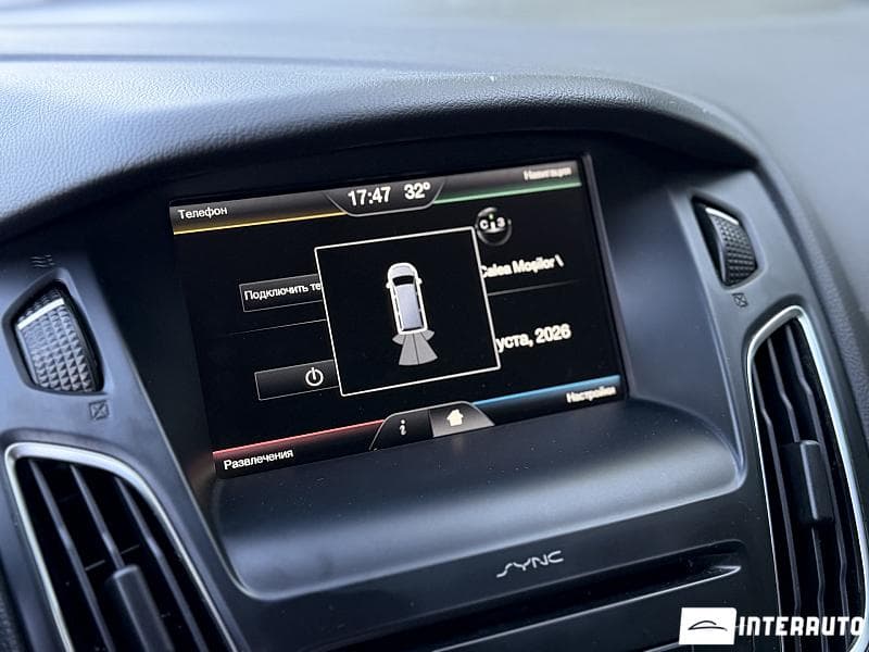 2016 Ford Focus — Miniatură 11