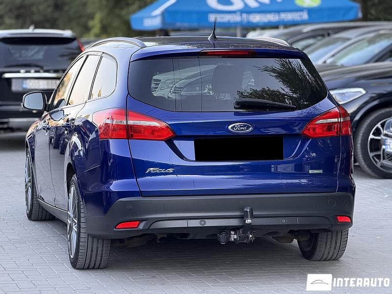 2016 Ford Focus — Miniatură 4