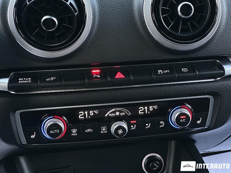 2017 Audi A3 E-tron — Miniatură 11