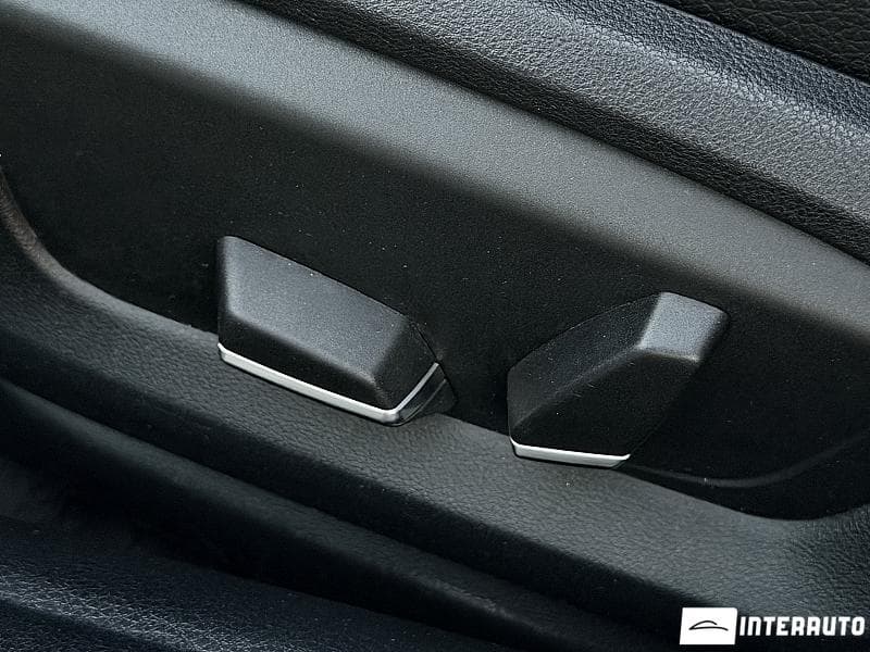 2015 BMW 520 — Miniatură 21