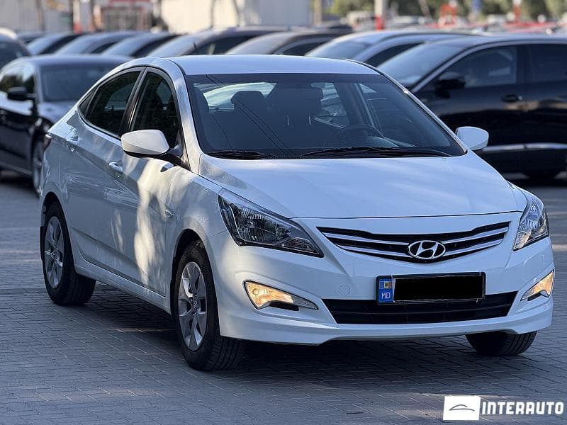 2016 Hyundai Accent — Miniatură 3