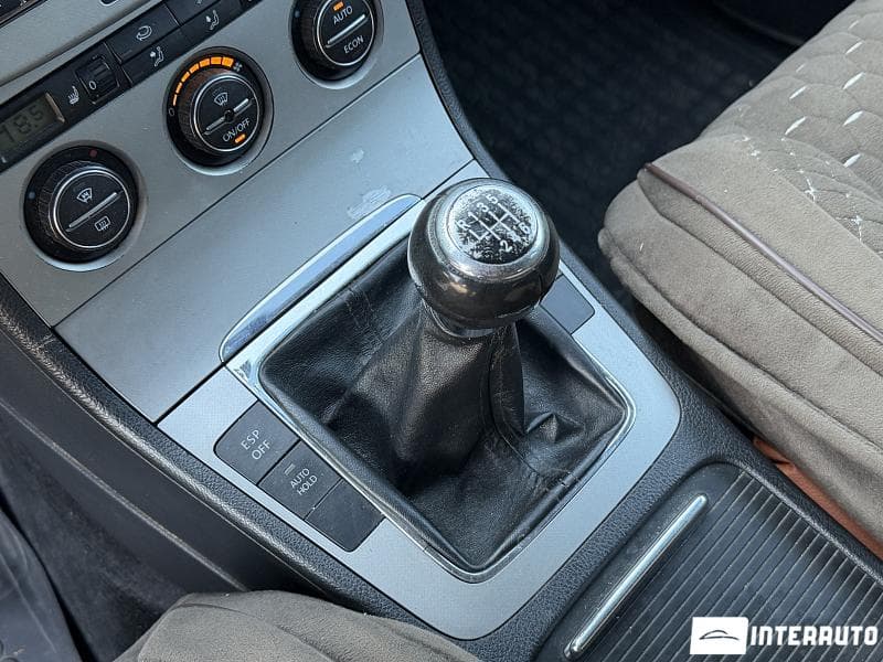 2007 Volkswagen Passat — Miniatură 13