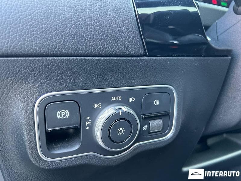 Mercedes EQA 250 2025 — Миниатюра 14