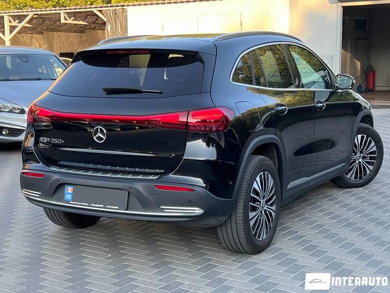 Mercedes EQA 250 2025 — Миниатюра 2