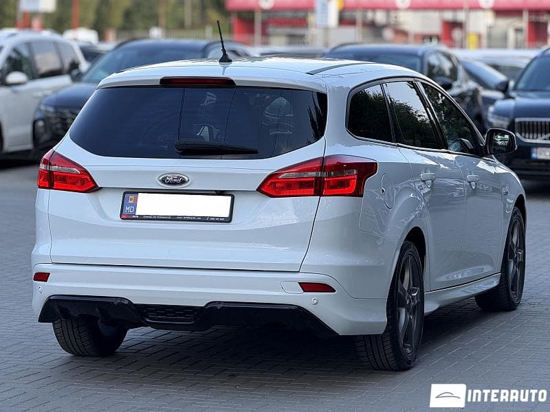 2017 Ford Focus — Miniatură 4