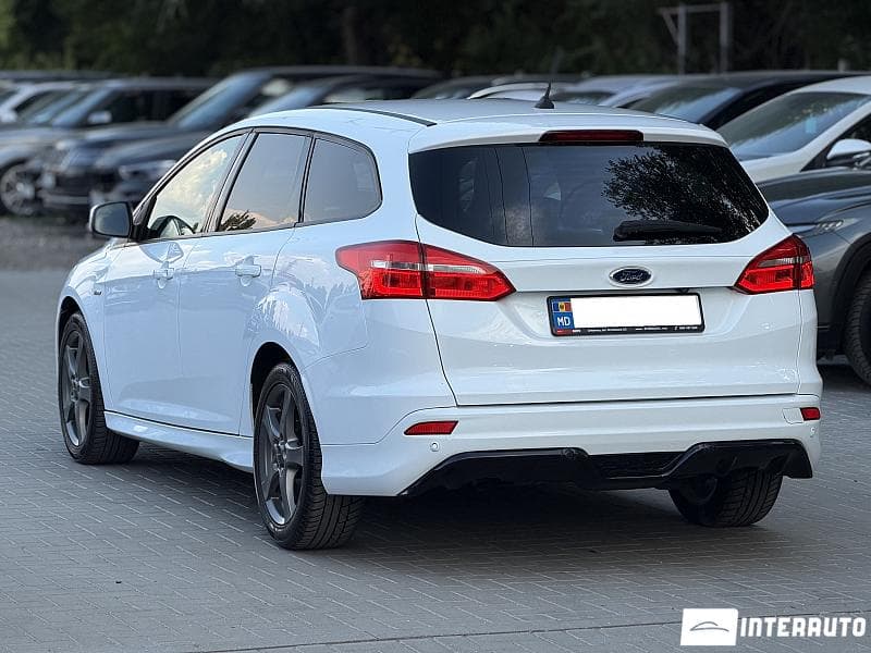 2017 Ford Focus — Miniatură 2