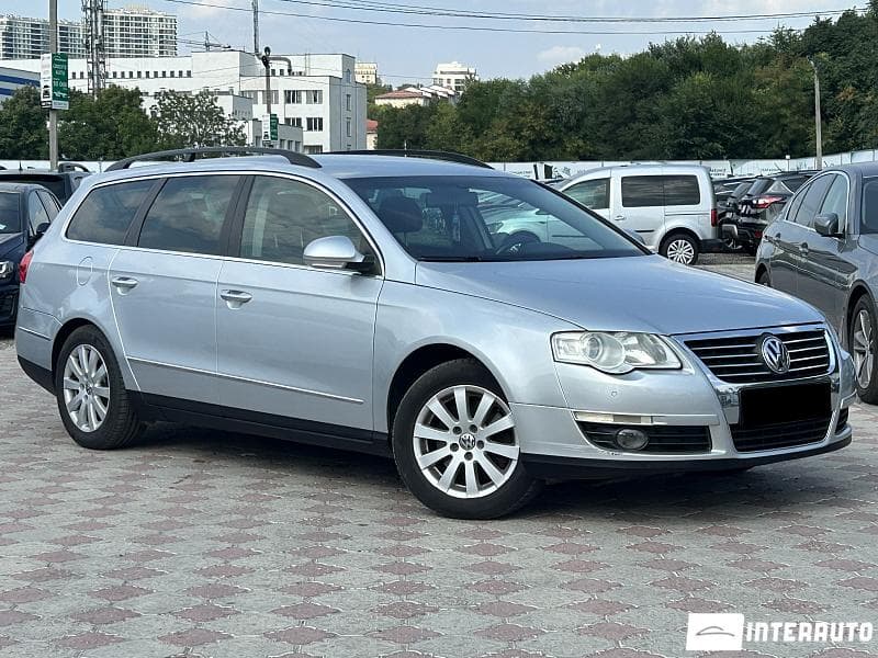 2010 Volkswagen Passat — Miniatură 4