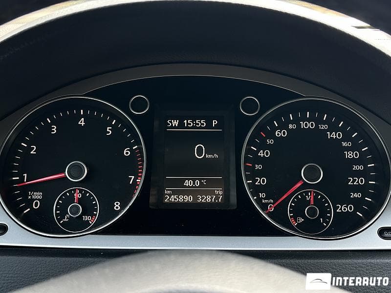 2010 Volkswagen Passat — Miniatură 11