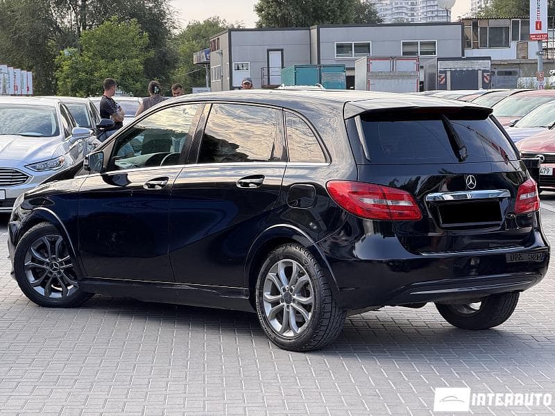 2014 Mercedes B 200 — Miniatură 2