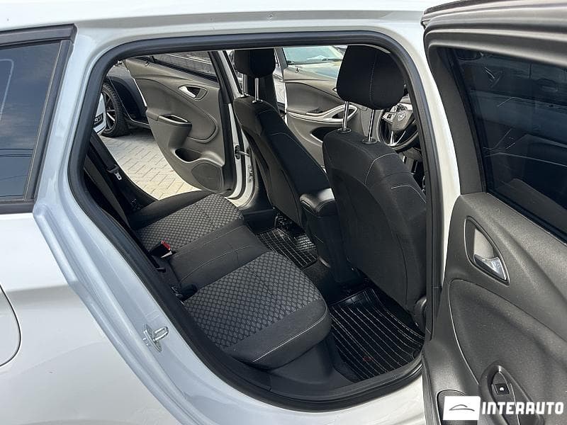 Opel Astra 2017 — Миниатюра 12