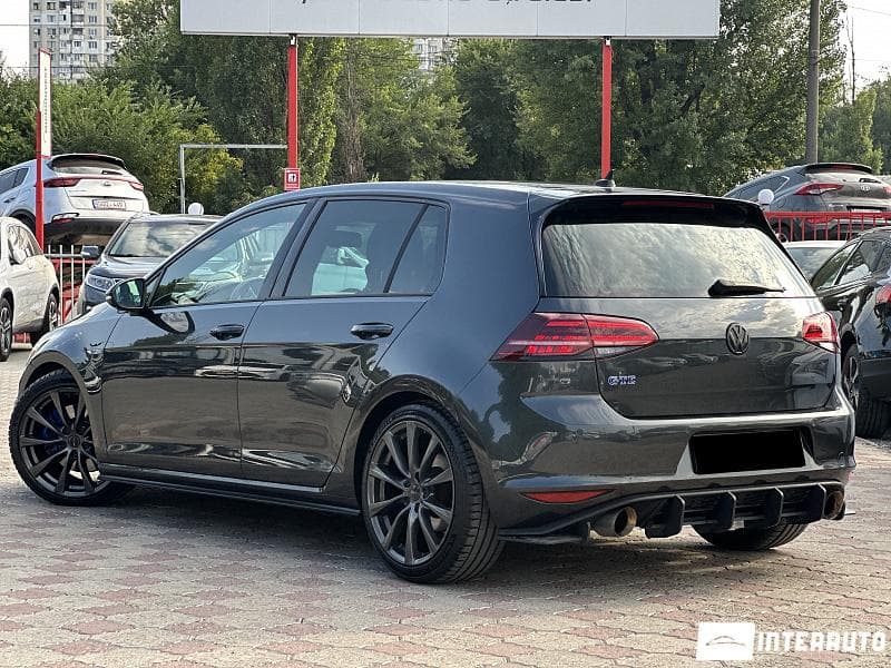 2015 Volkswagen Golf GTE — Miniatură 3