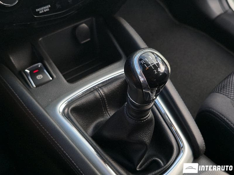 2016 Nissan Qashqai — Miniatură 11