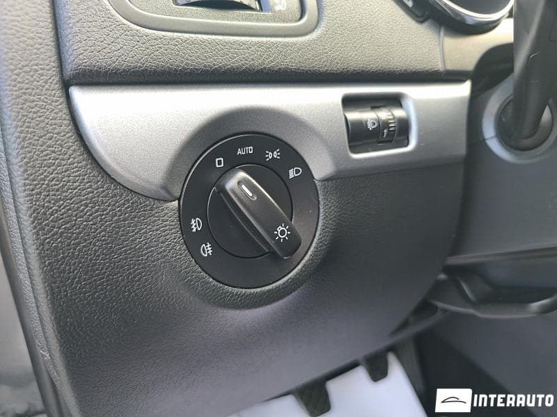 2015 Skoda Yeti — Miniatură 16