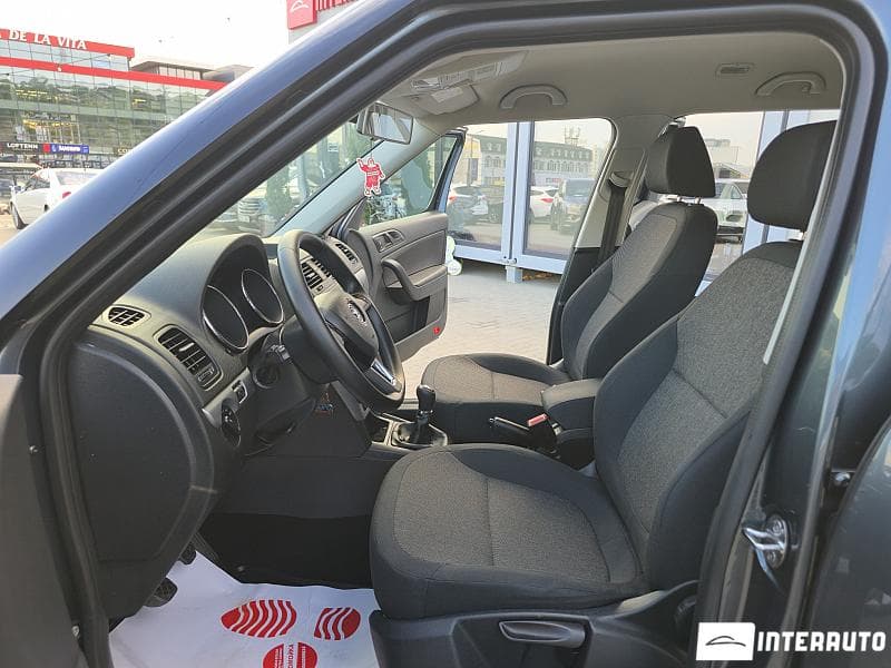 2015 Skoda Yeti — Miniatură 5