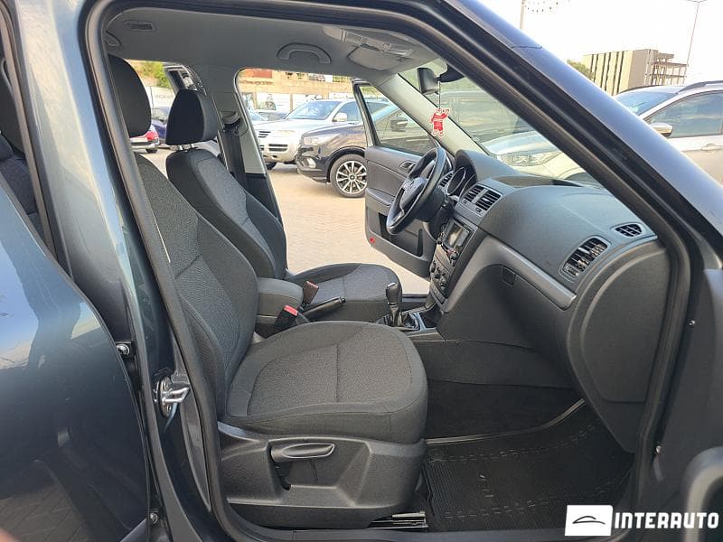 2015 Skoda Yeti — Miniatură 14