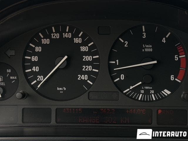 2003 BMW 530 — Miniatură 10
