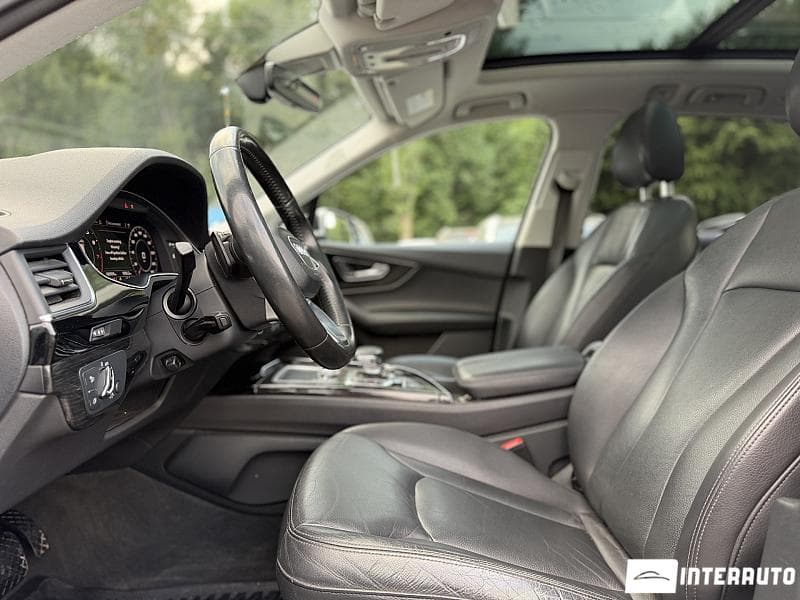 2017 Audi Q7 — Miniatură 8