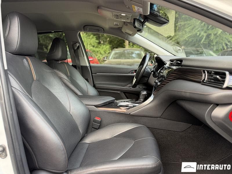 2019 Toyota Camry — Miniatură 19