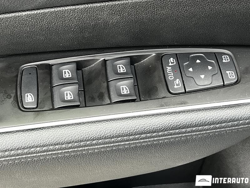 2016 Renault Talisman — Miniatură 16