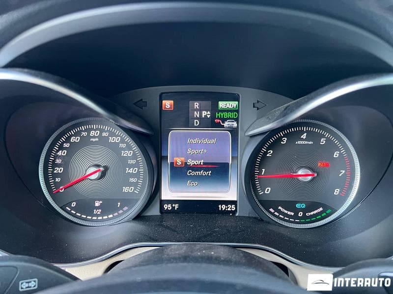 2019 Mercedes GLC 350e — Miniatură 13