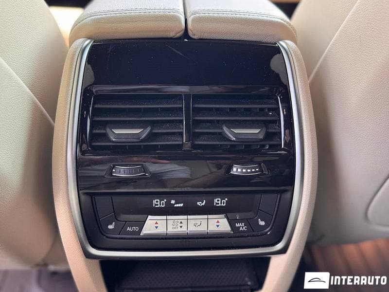 2019 BMW X5 4.0i — Miniatură 19