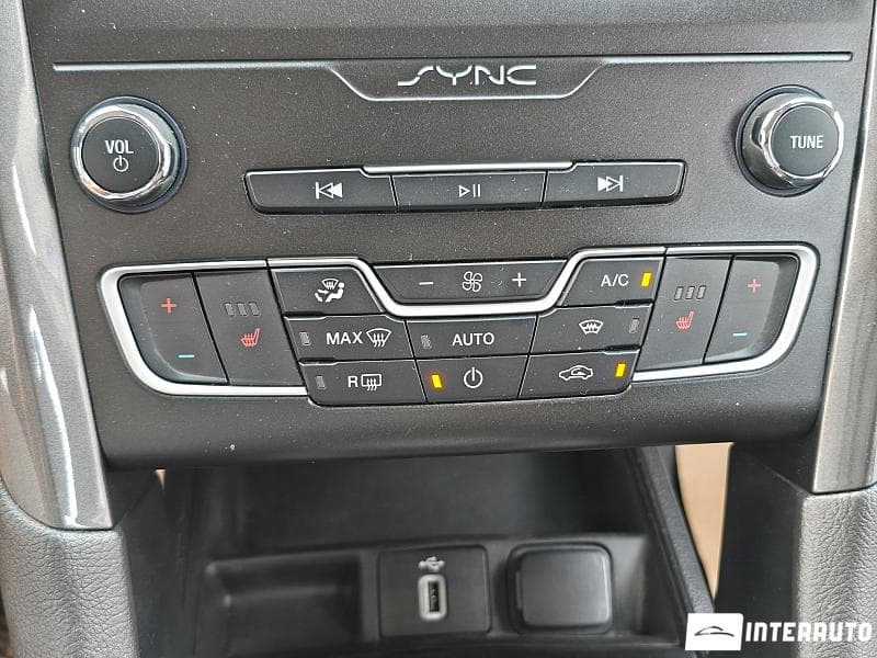 2019 Ford Mondeo — Miniatură 10