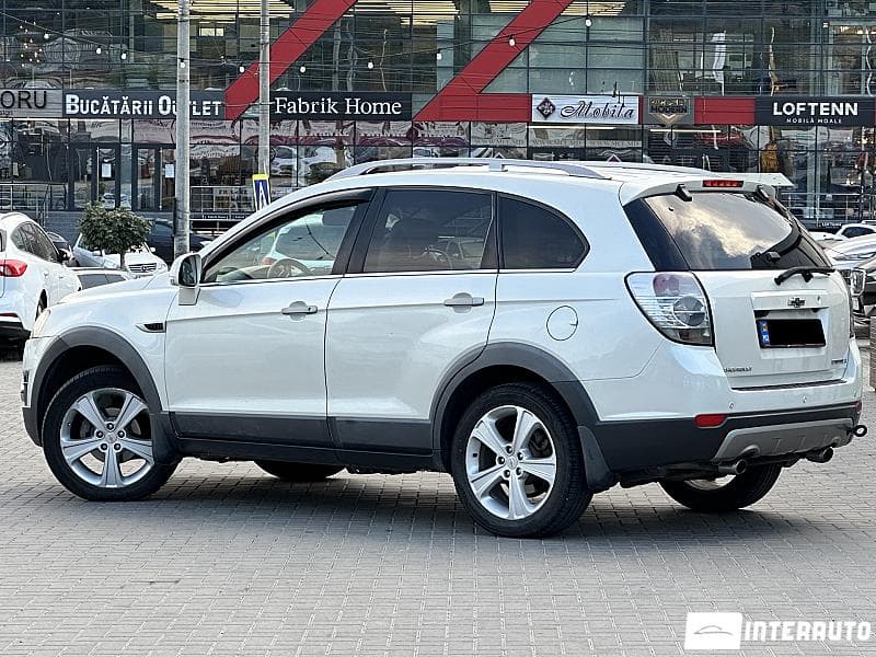 2012 Chevrolet Captiva — Miniatură 4