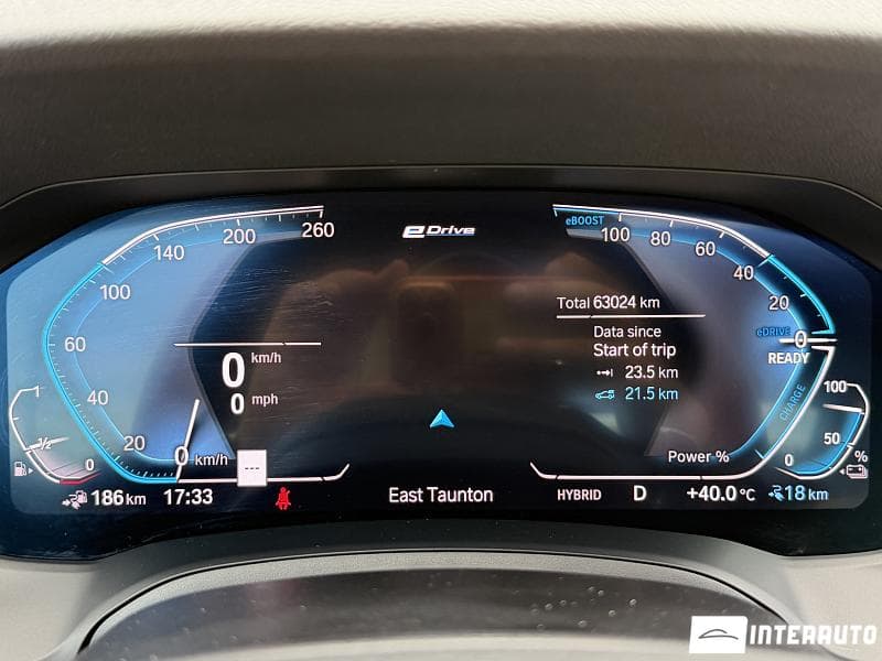 2020 BMW 330E — Miniatură 13
