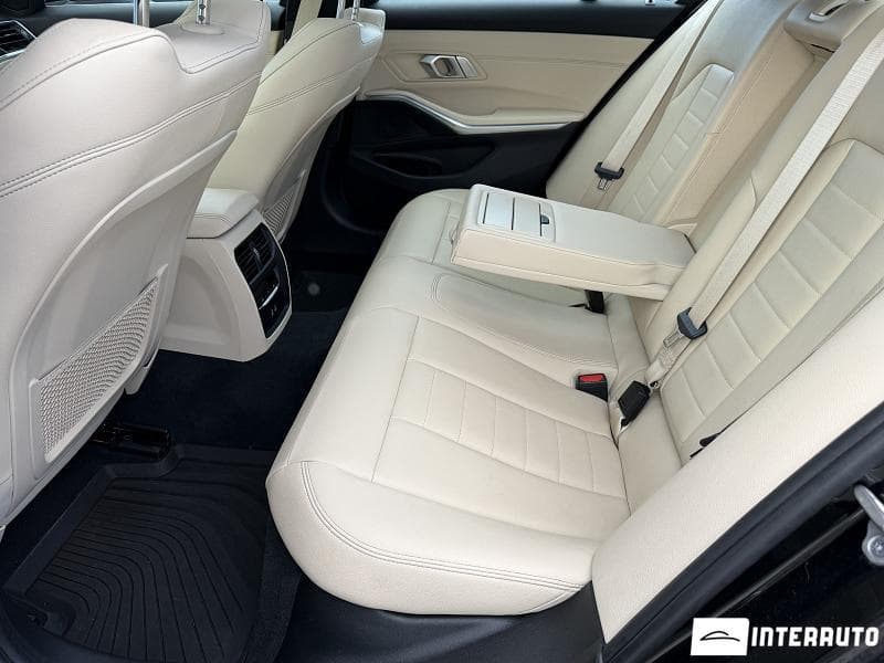2020 BMW 330E — Miniatură 18
