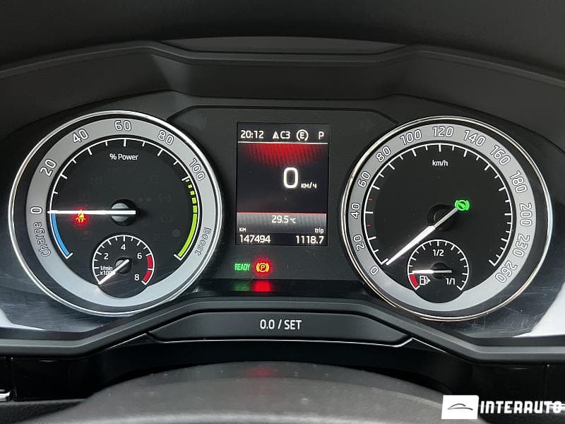 2021 Skoda Superb — Miniatură 12
