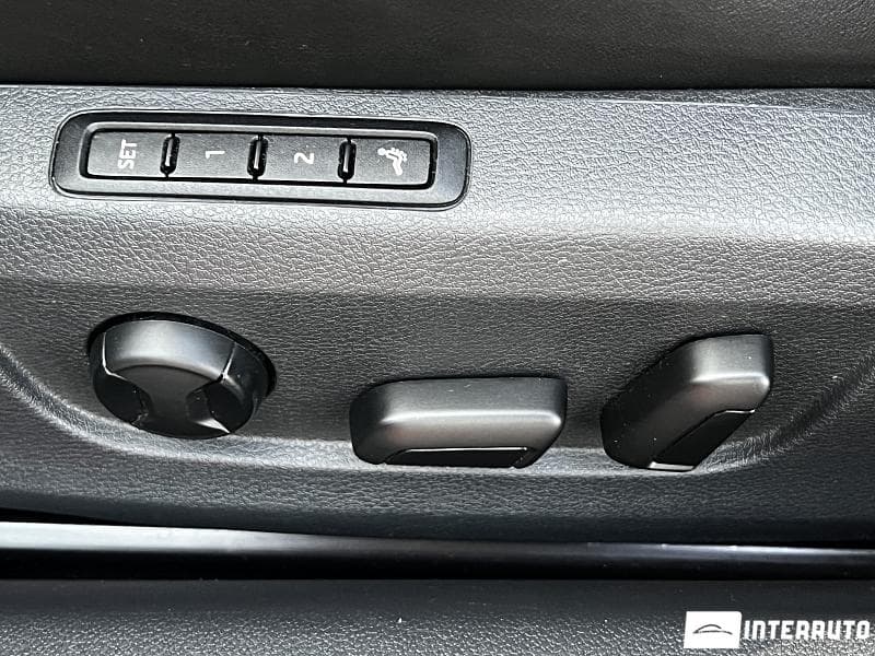 2021 Skoda Superb — Miniatură 16