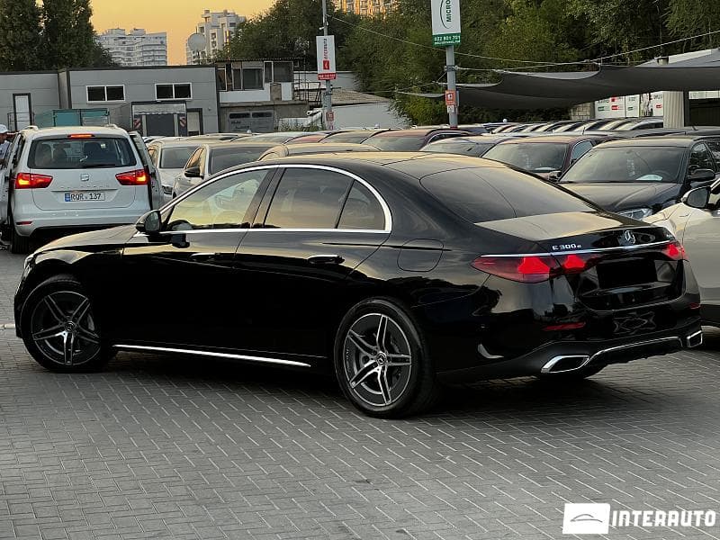 Mercedes E 300e 2023 — Миниатюра 2