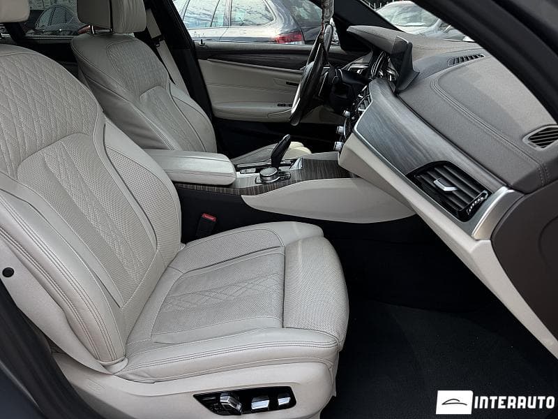 2017 BMW 530 — Miniatură 5