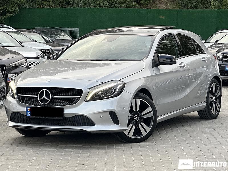 2017 Mercedes A 180 — Miniatură 2