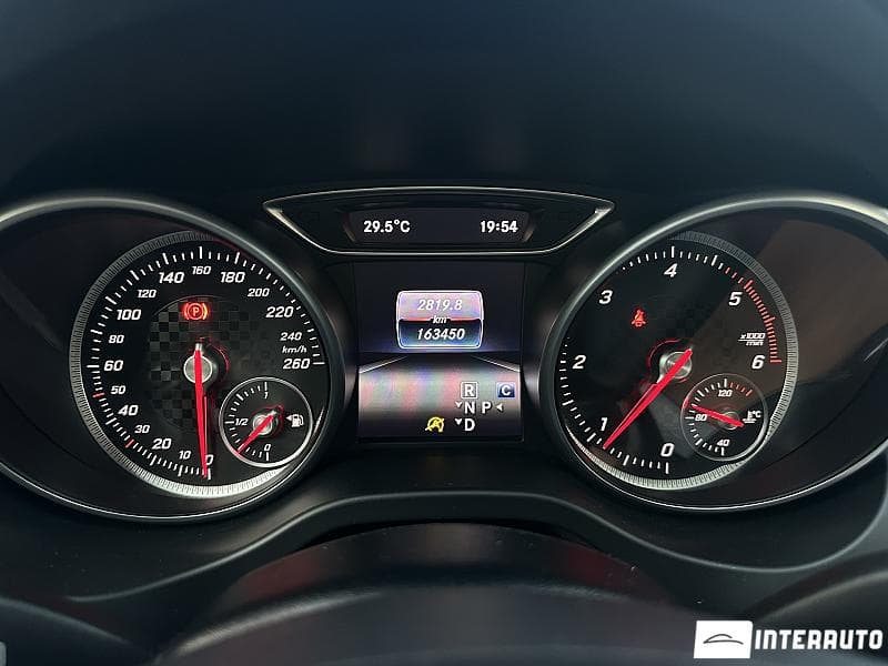 2017 Mercedes A 180 — Miniatură 8