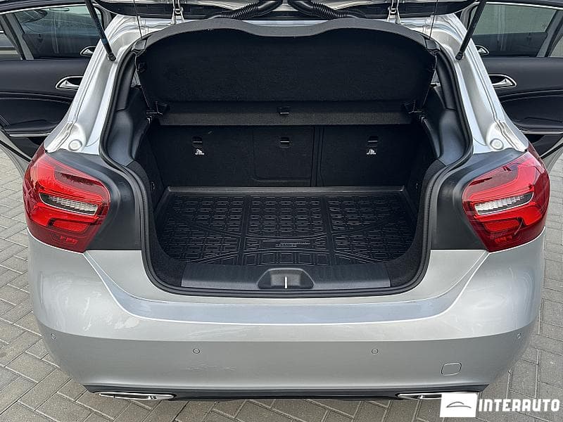 2017 Mercedes A 180 — Miniatură 19