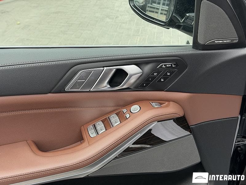2020 BMW X7 4.0i — Miniatură 13