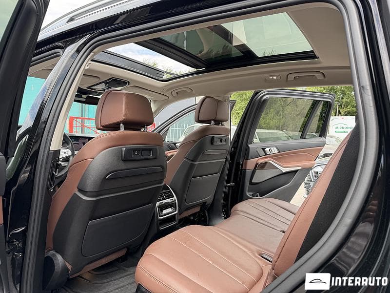 2020 BMW X7 4.0i — Miniatură 16