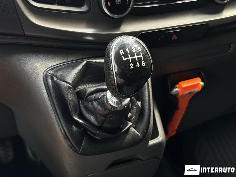 2019 Ford Transit — Miniatură 12