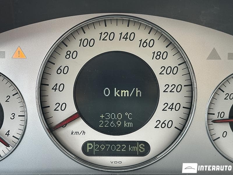 2006 Mercedes E 200 — Miniatură 8
