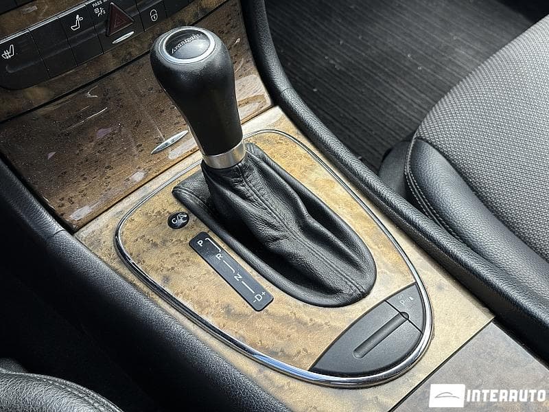 2006 Mercedes E 200 — Miniatură 11