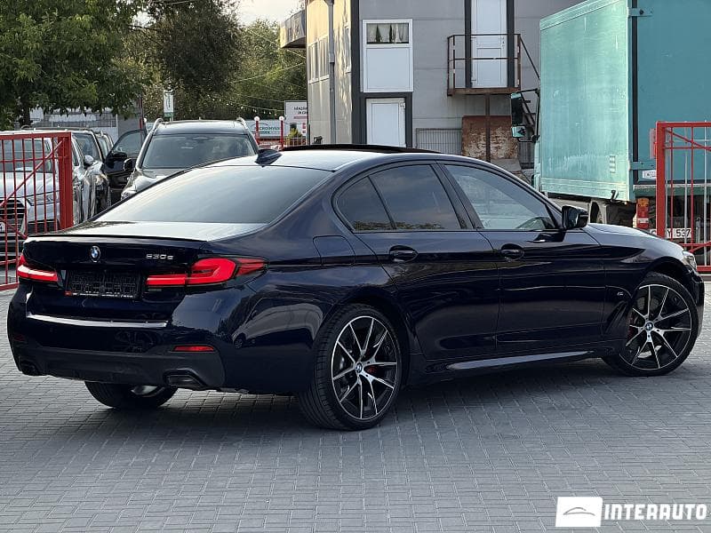 2020 BMW 530e — Miniatură 3