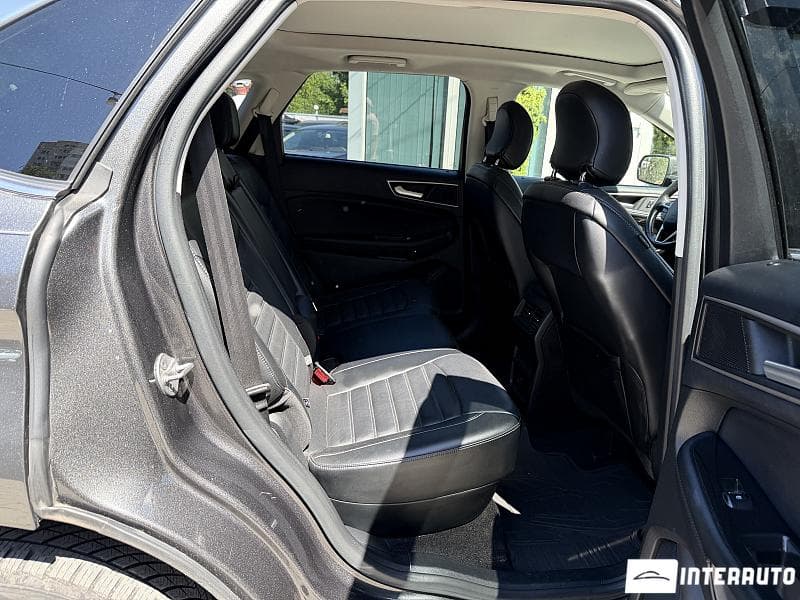 2016 Ford Edge — Miniatură 11