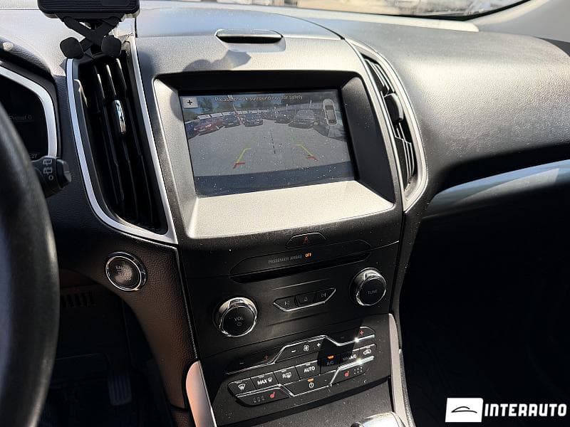 2016 Ford Edge — Miniatură 10