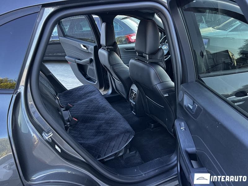 2021 Ford Kuga — Miniatură 13
